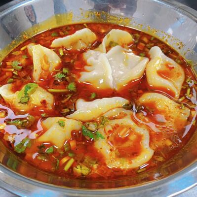 孩子們，王后雄精品補習學校喊你吃飯啦！
